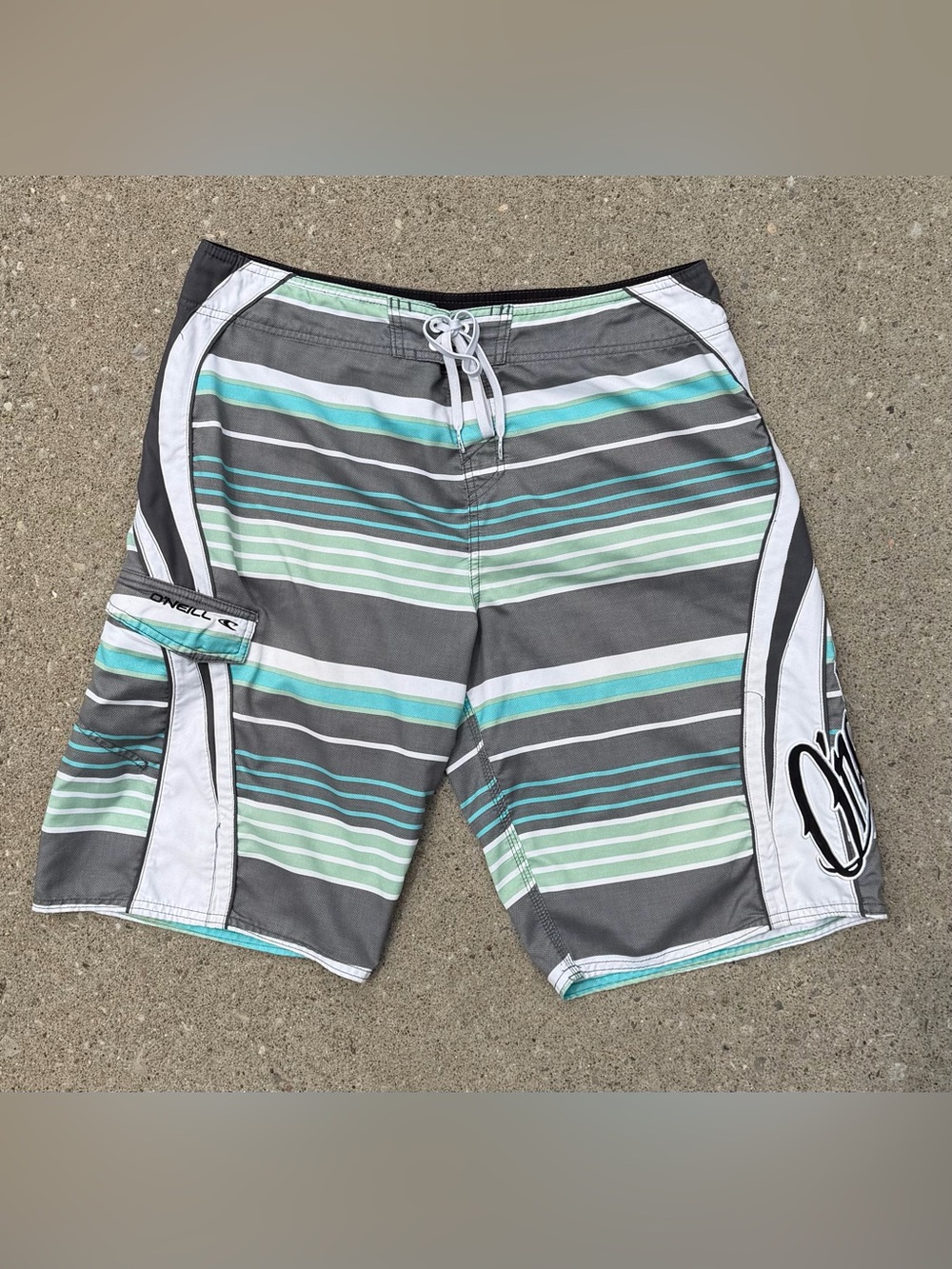 Vintage Y2K striped O’Neill Boardshort boardies surf skate
